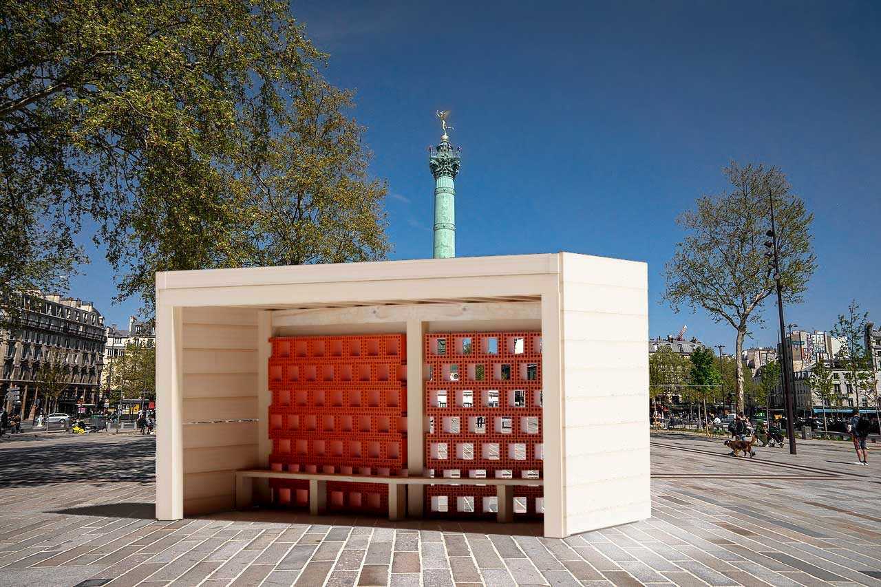 Prototype of an abrise in the place de la Bastille