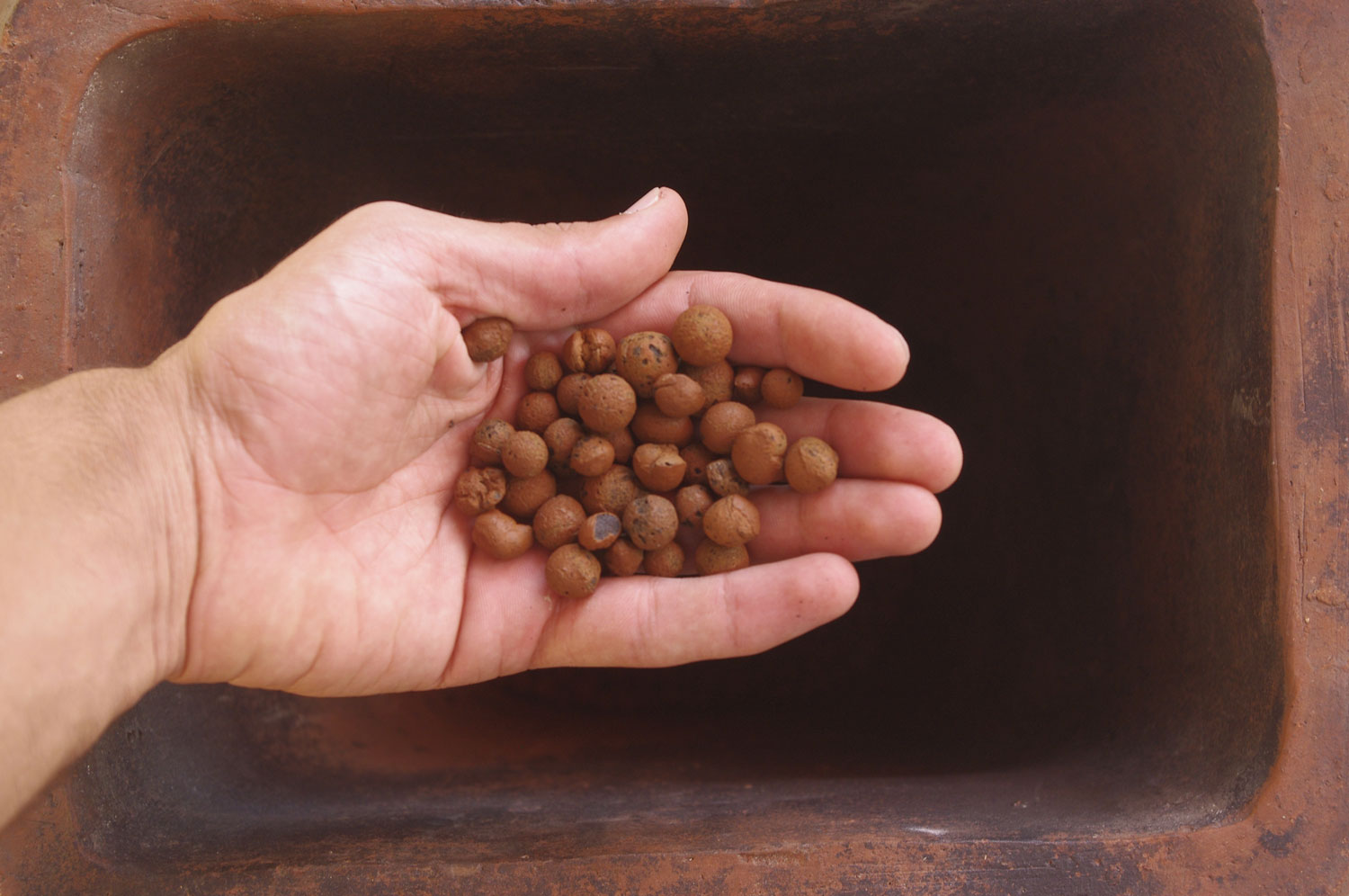 Clay Balls by Clément Gaillard